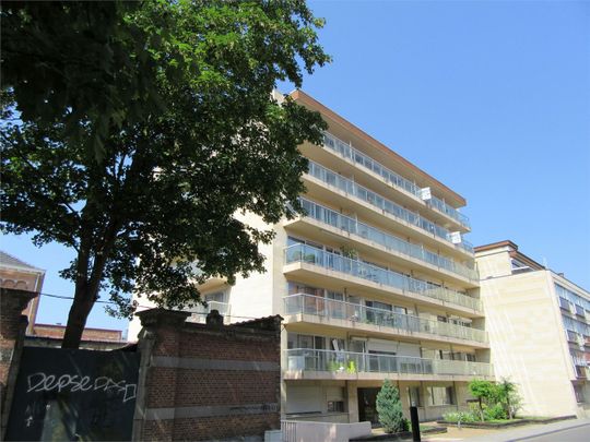 Recent gerenoveerde studio met terras in de Parkstraat 106. - Foto 1