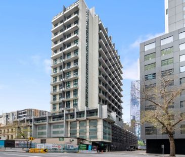 Stylish inner-city apartment over two levels! - Photo 1