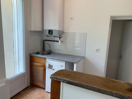 Location Appartement 1 pièce 32m² BOURG LA REINE 92340 - Photo 2