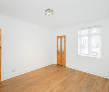 2 bedroom semi-detached house to rent - Photo 2