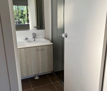 3 BEDROOM TOWNHOUSE FOR RENT - Photo 6