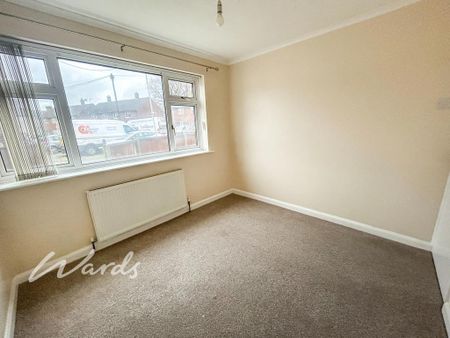 2 bedroom detached bungalow to rent - Photo 2