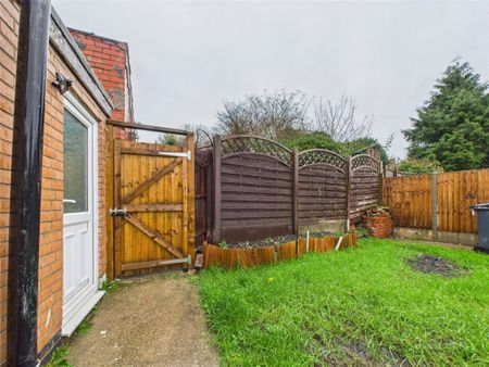 Peel Street, Langley Mill, Nottingham, Derbyshire, NG16 - Photo 2