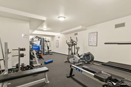 Refined and Oversized Three Bedroom Residence - Photo 4