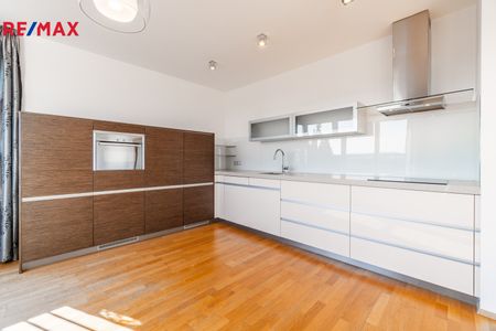 Pronájem bytu 4+kk v osobním vlastnictví 116 m², Praha 5 - Smíchov - Fotografie 4