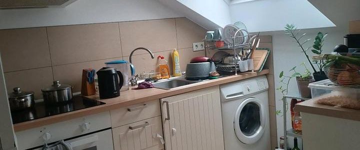 2 Zimmer DG Wohnung in Niederrad - Foto 1