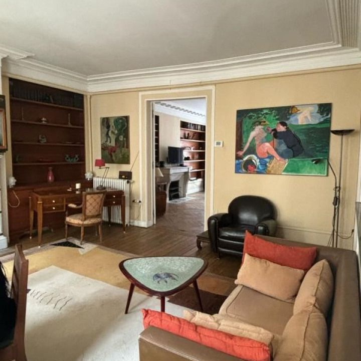 Appartement • Provence Opéra - Photo 1
