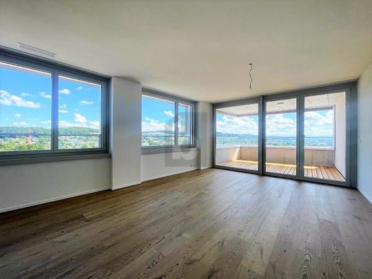 EXCLUSIVE AND HIGH-QUALITY WITH A WONDERFUL VIEW - Photo 1