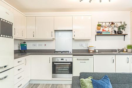 2 bedroom House To Let - Photo 3
