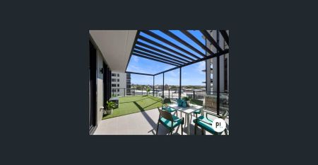 Three Bedroom Apartment with Huge Terrace - One of a Kind - Photo 2