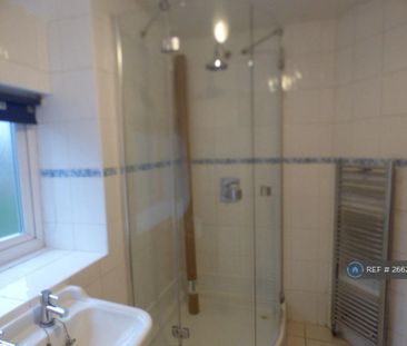 2 bedroom terraced house to rent - Photo 6