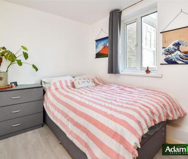 3 bedroom apartment to rent - Photo 4