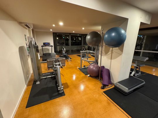 East Perth - Photo 1