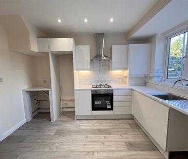 3 bedroom house to rent - Photo 3