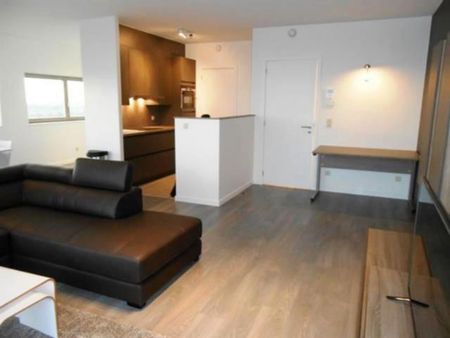 Appartement - à louer - Photo 3