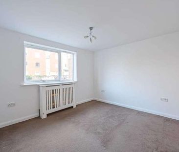 Albatross Close, Beckton, E6 - Photo 5