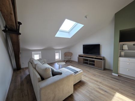 Appartement 4 pièces 59,26 m² habitables 84 m² au sol - Photo 2