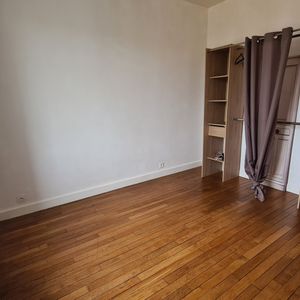 Location Appartement 2 pièces 42m² BRIVE LA GAILLARDE 19100 - Photo 2