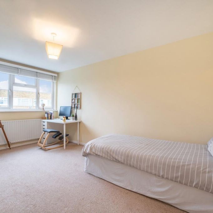 3 Bed Terraced House, Coston Walk, SE4 - Photo 1