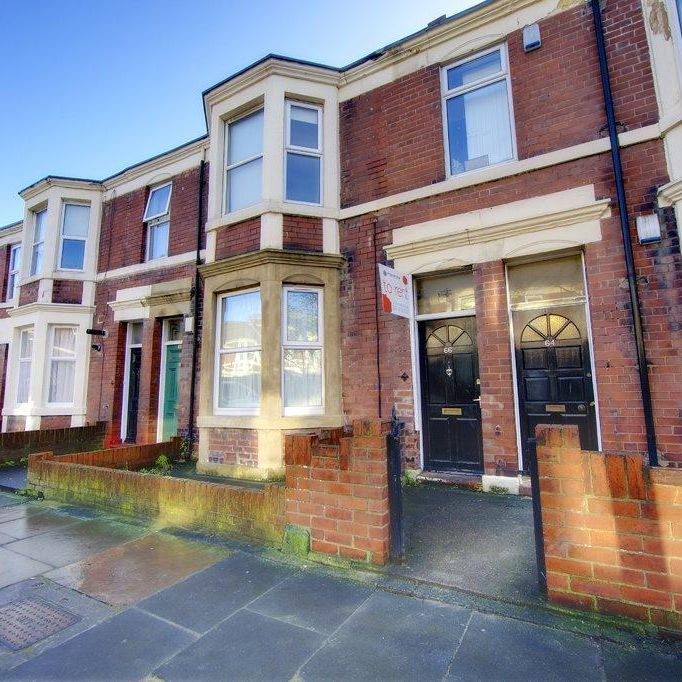 5 bedroom maisonette to rent - Photo 1