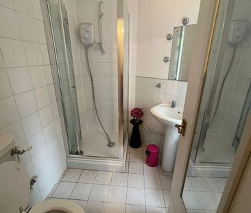 1 Bed Flat, Sherwood Gardens, IG11 - Photo 5