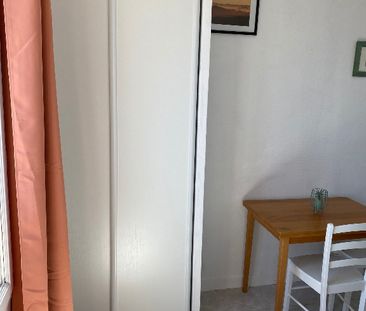 RUE DE L'AVENIR - IVRY - Studio Meublé - 20,50m² - Photo 2