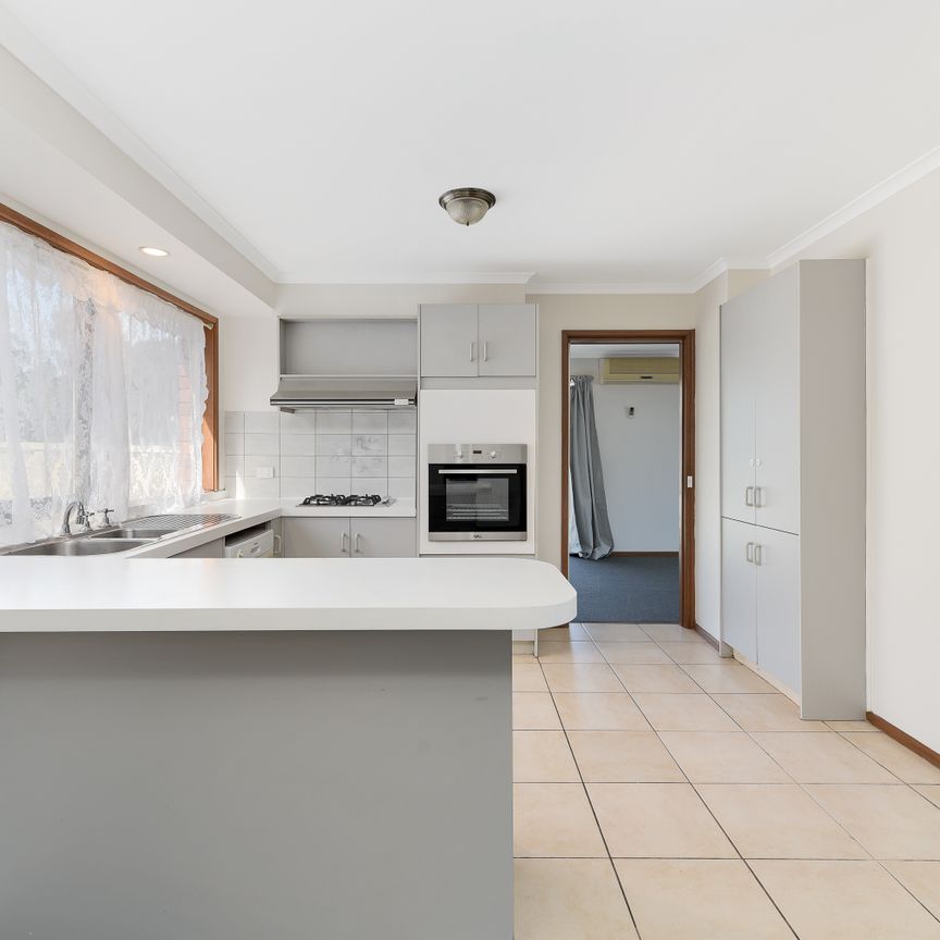 49 Courtenay Avenue, Cranbourne North VIC 3977 - House For Rent | Domain - Photo 1