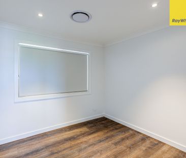 Grandeur Ultra Modern Family Home With Views And Ducted Air - Photo 1