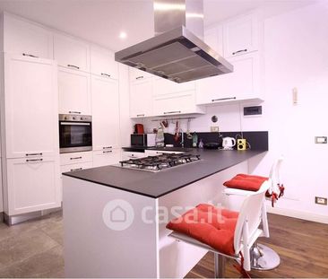Appartamento in Affitto in Via Acquarone a Genova - Photo 2