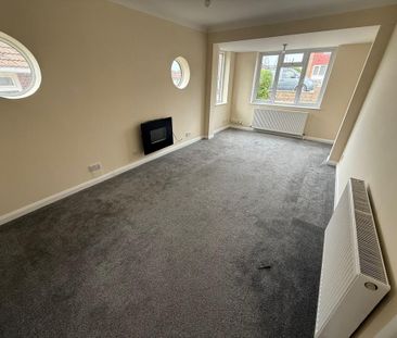 2 bedroom detached bungalow to rent - Photo 3