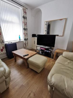 4 bedroom house to rent - Photo 1