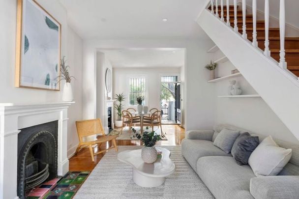 A Parkside Terrace On The Cusp Of Woollahra - Photo 1