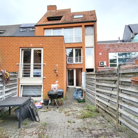 Gelijkvloers appartement met groot terras en 2 slaapkamers - Foto 1