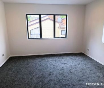 COMFORT, NICE AND SAFE HOUSE NEAR THE PARK - Photo 4