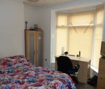 4 Bed - 4 Bed Student House For 2019/20 - Photo 5