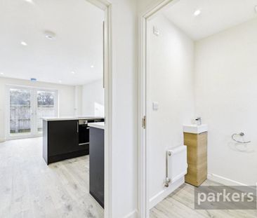 1 bedroom semi-detached house to rent - Photo 6