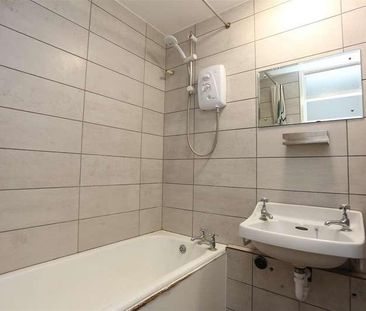 High Street, Brighton, BN2 - Photo 3