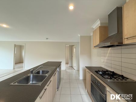 Family Home in Wyndham Vale - Photo 5