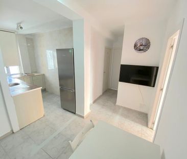 Barriada la Palmilla, Sevilla, Andalusia 41009 - Photo 4