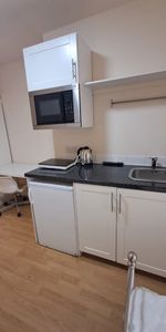 Studio Flat, Scotland Road, L5 - Photo 3