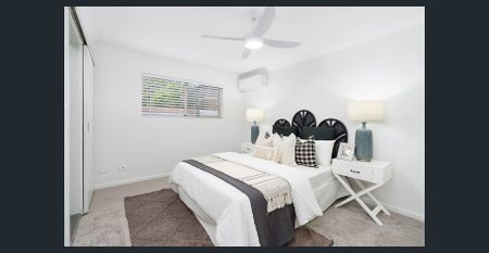 THREE BEDROOM TOP FLOOR UNIT - Photo 5