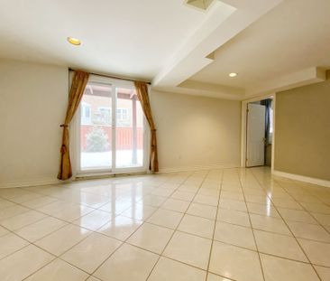 For Lease - 1 Teasdale Court, Aurora, Ontario - Photo 4