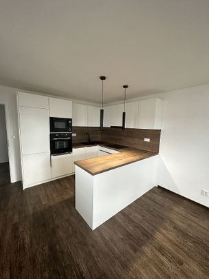 Pronájem bytu 1+kk 33 m² - Photo 1