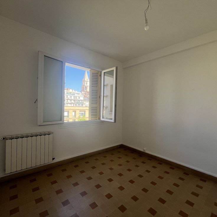 Location T3 75m² + balcon Marseille 13002 Hôtel de ville - Photo 1