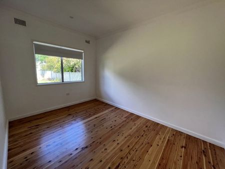 3 Bedroom home in South - Photo 5