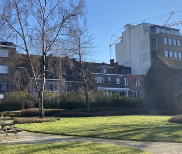 Appartement te huur in Kortrijk voor € 860 met 2 slaapkamers - Photo 3