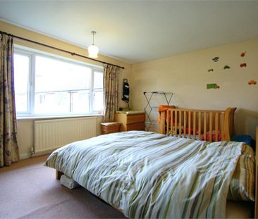 2 bedroom maisonette to rent - Photo 3