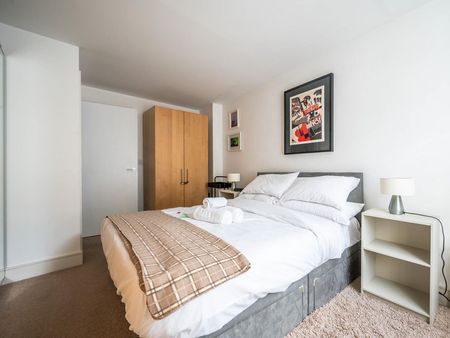 Bermondsey Street - Photo 4