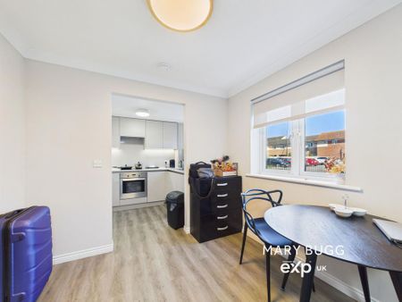 2 bedroom apartment to rent - Photo 3