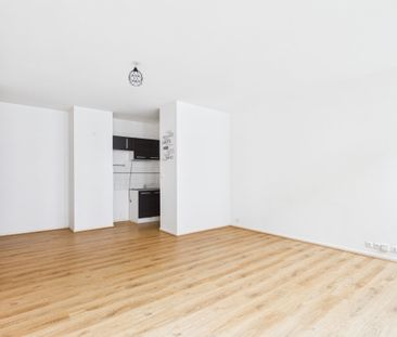 En plein centre ville avec stationnement - Photo 6